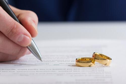 Wheaton, IL divorce lawyer