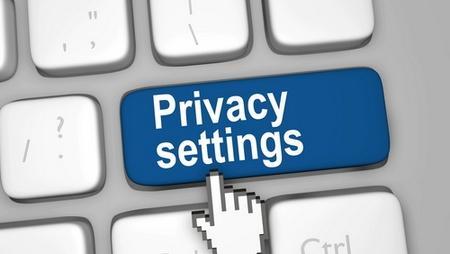 Wheaton, IL divorce lawyer for social media